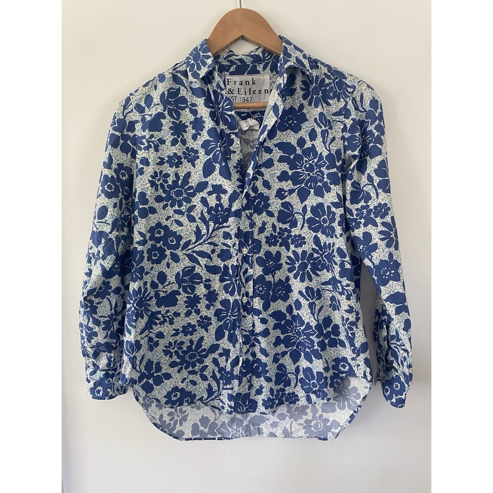 Frank & Eileen Blue Floral Button Up 100% Cotton Shirt Small Coastal Chic